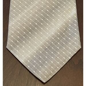 Vintage Jones New York 100% Imported Silk Men’s Neck Tie Made In USA